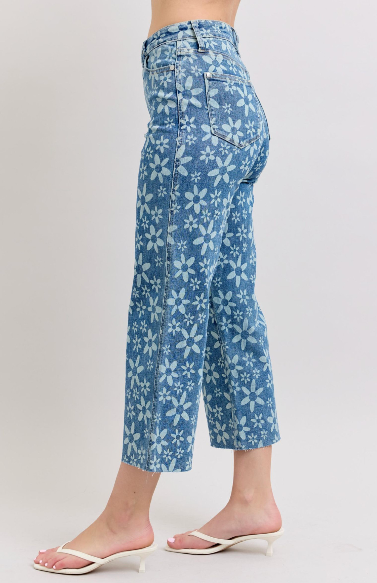 Judy Blue Flower Power Jean