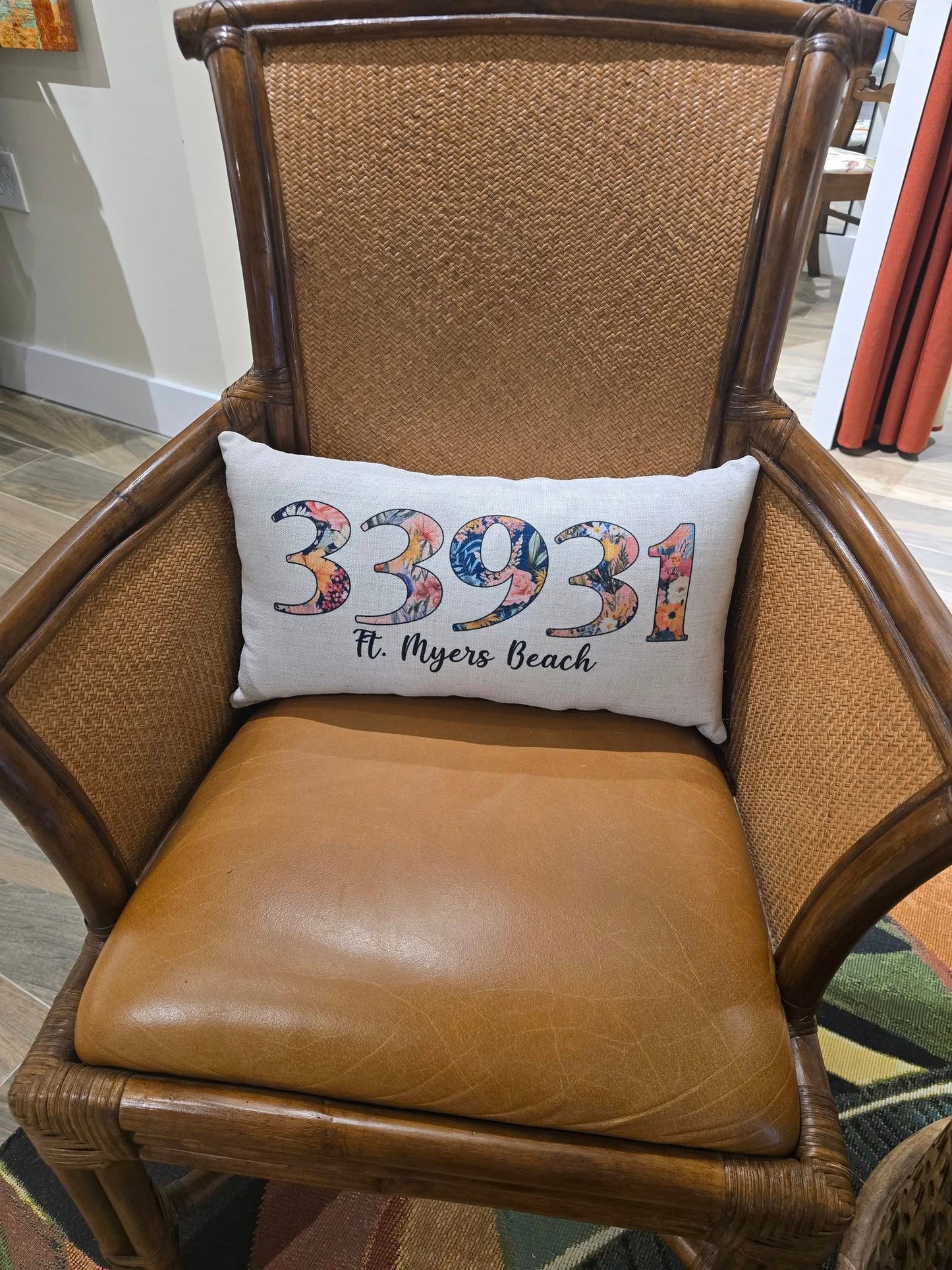33931 Design Lumbar Pillows