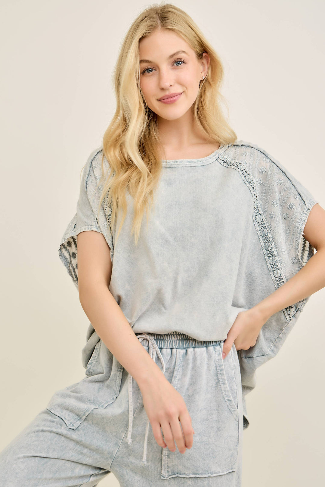 Mineral Washed Eyelet Trim top