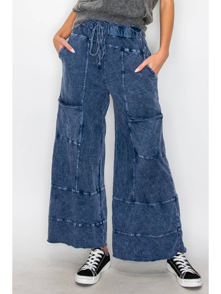 Mineral Wash Cropped Pants