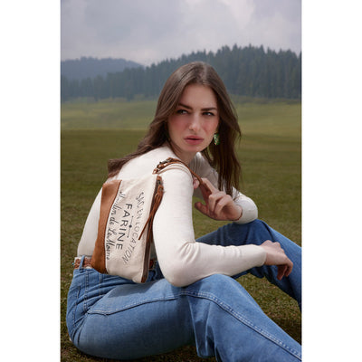 Myra Farine Canvas Pouch