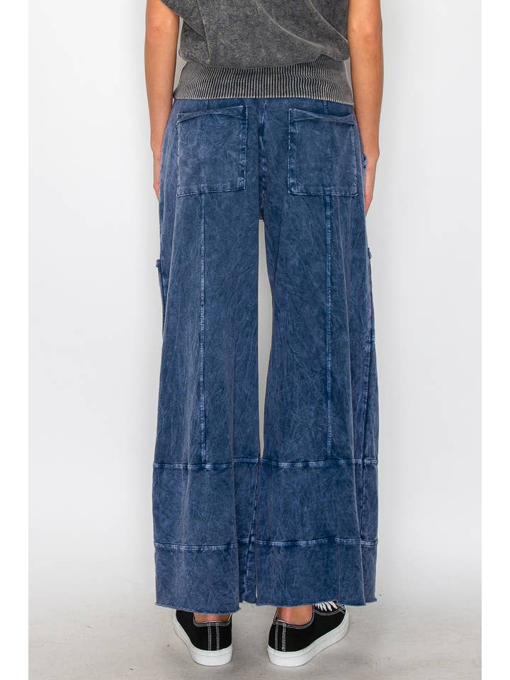 Mineral Wash Cropped Pants