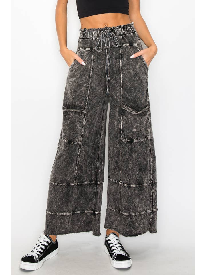 Mineral Wash Cropped Pants