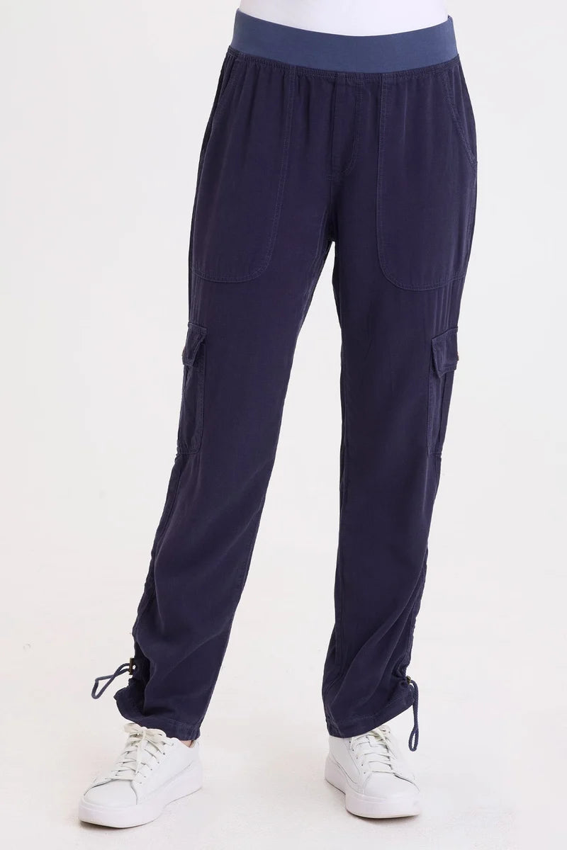 Wearables Keon Slim Pant