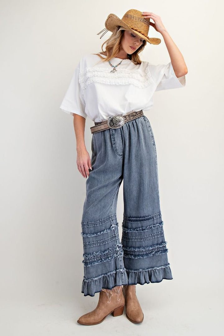 Easel Ruffled Pants
