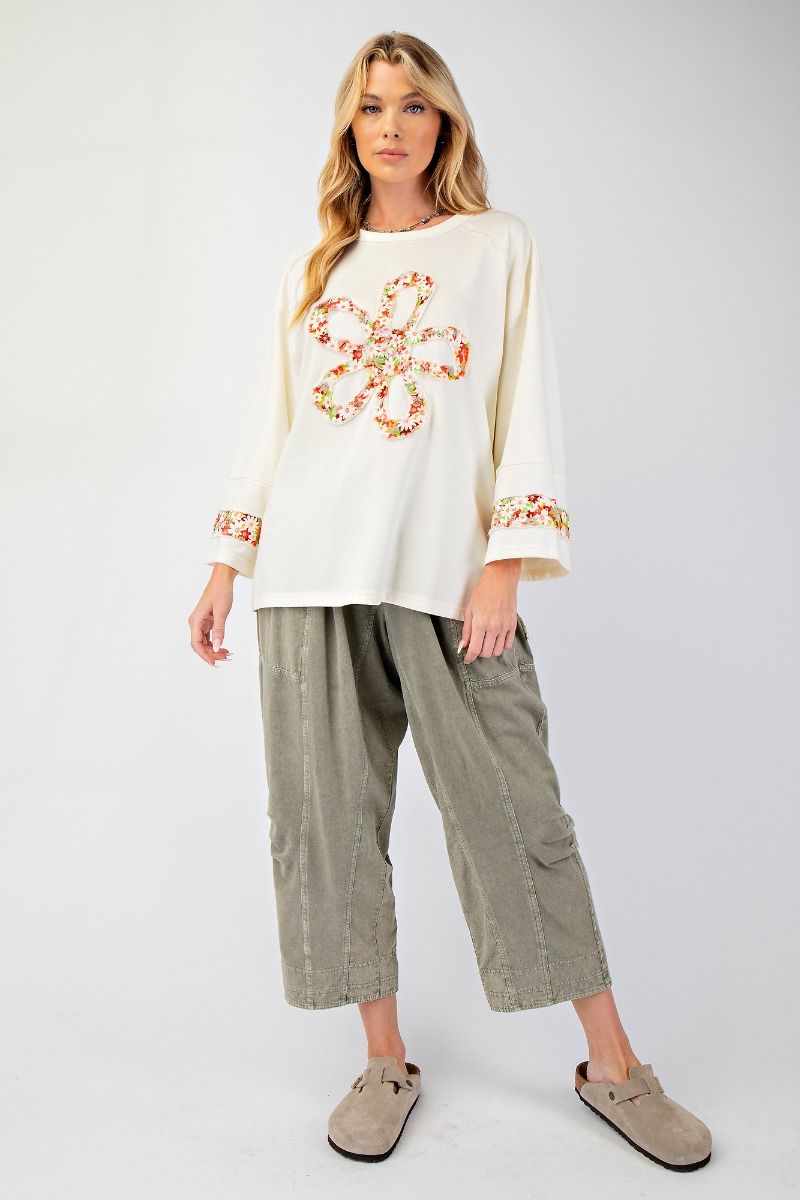 Easel Flower Patch Sweatshirt