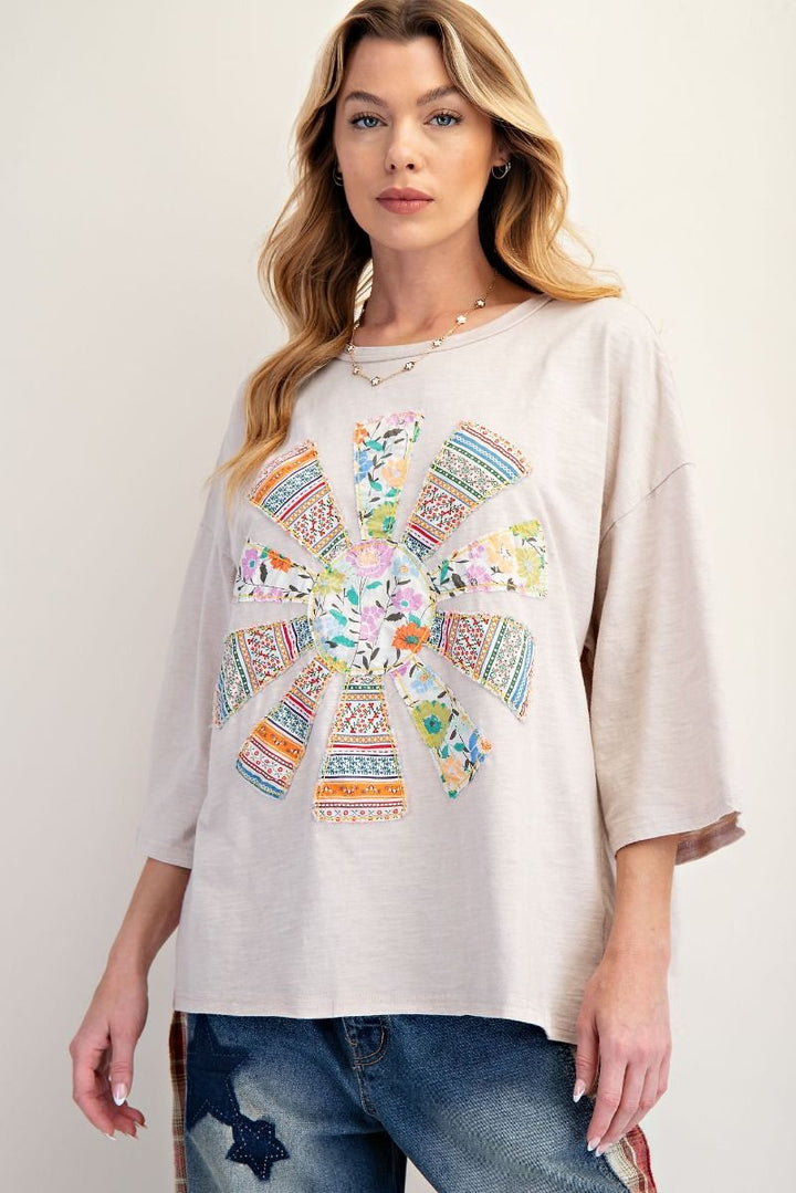 Easel Sunburst Tee