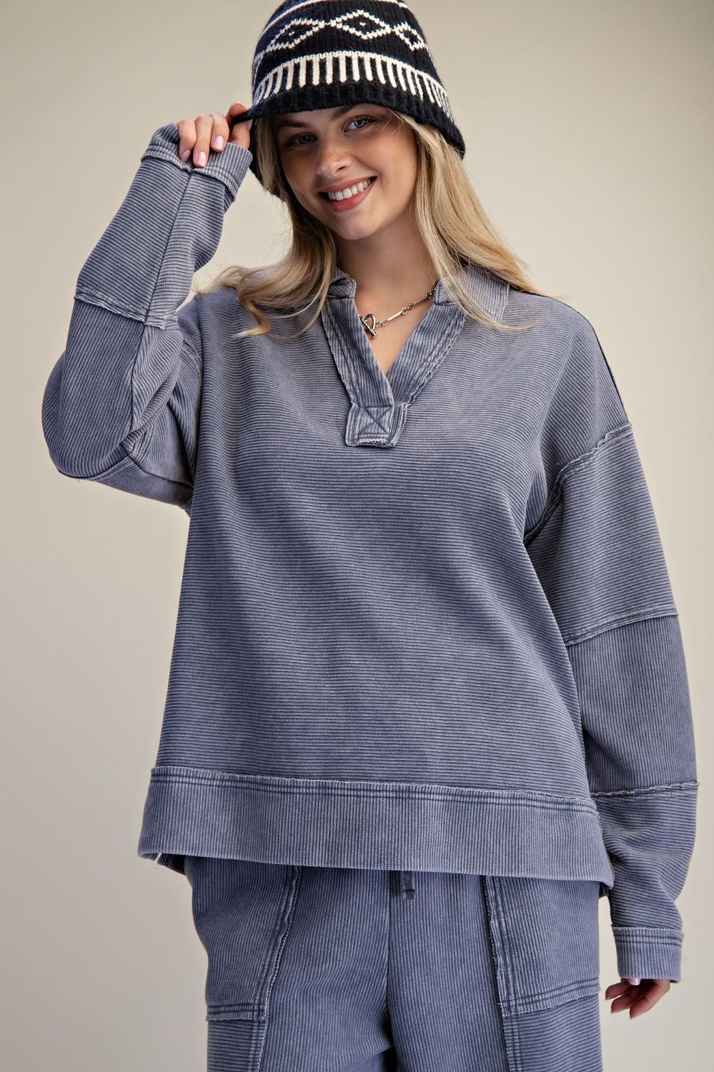 Easel Textured Pullover