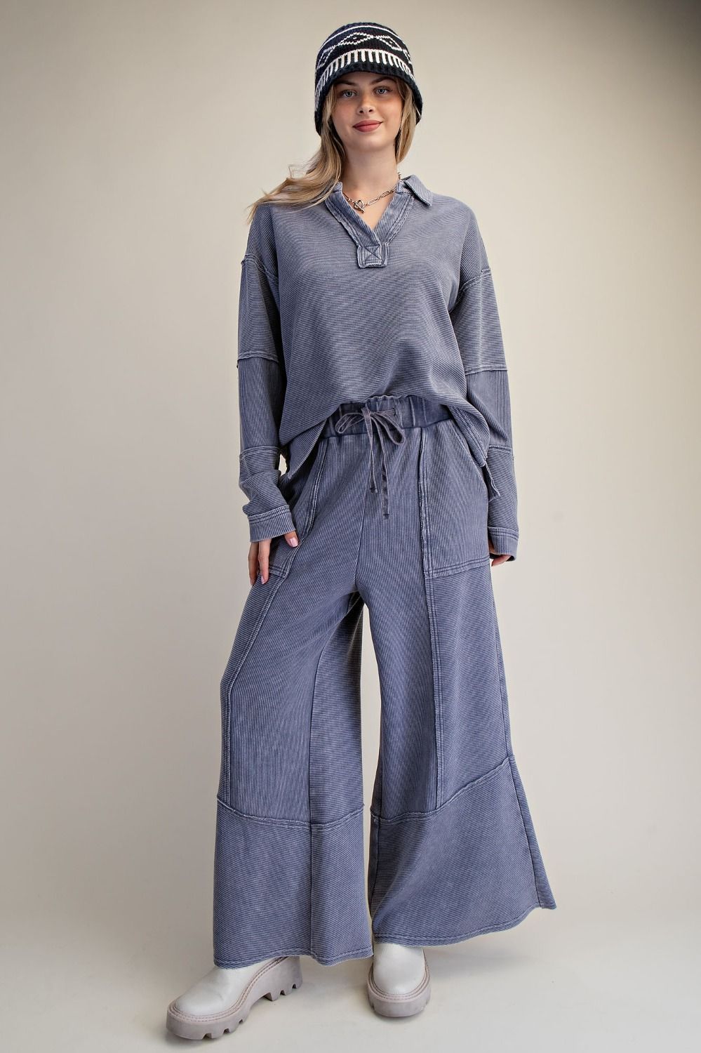 Easel Textured Pullover