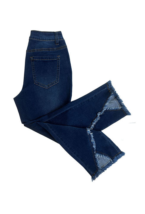 Ethyl Jean capri cross fray hem